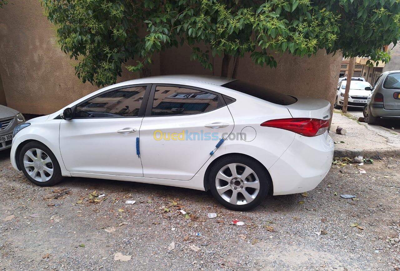 Hyundai Elantra 2015 