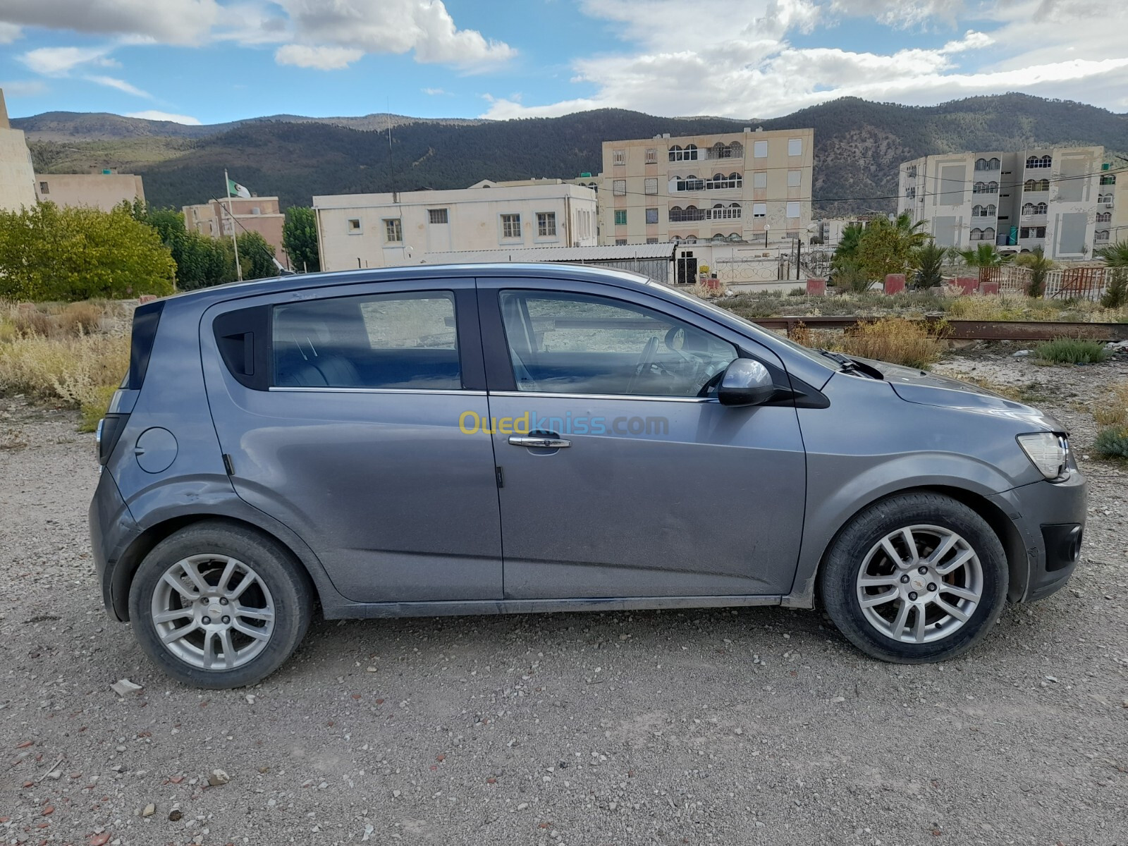 Chevrolet Sonic Hatchback 2014 LS