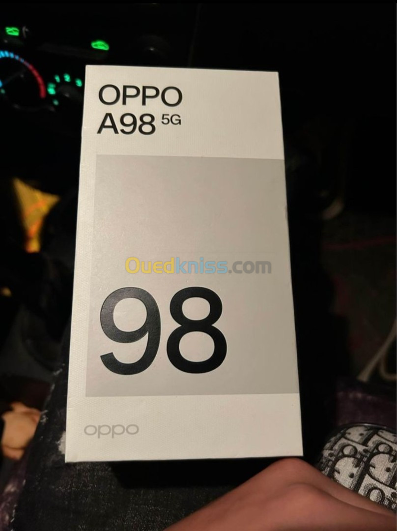 Oppo A98 Oppo A98