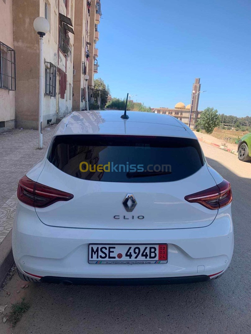 Renault Clio 5 2023 Business