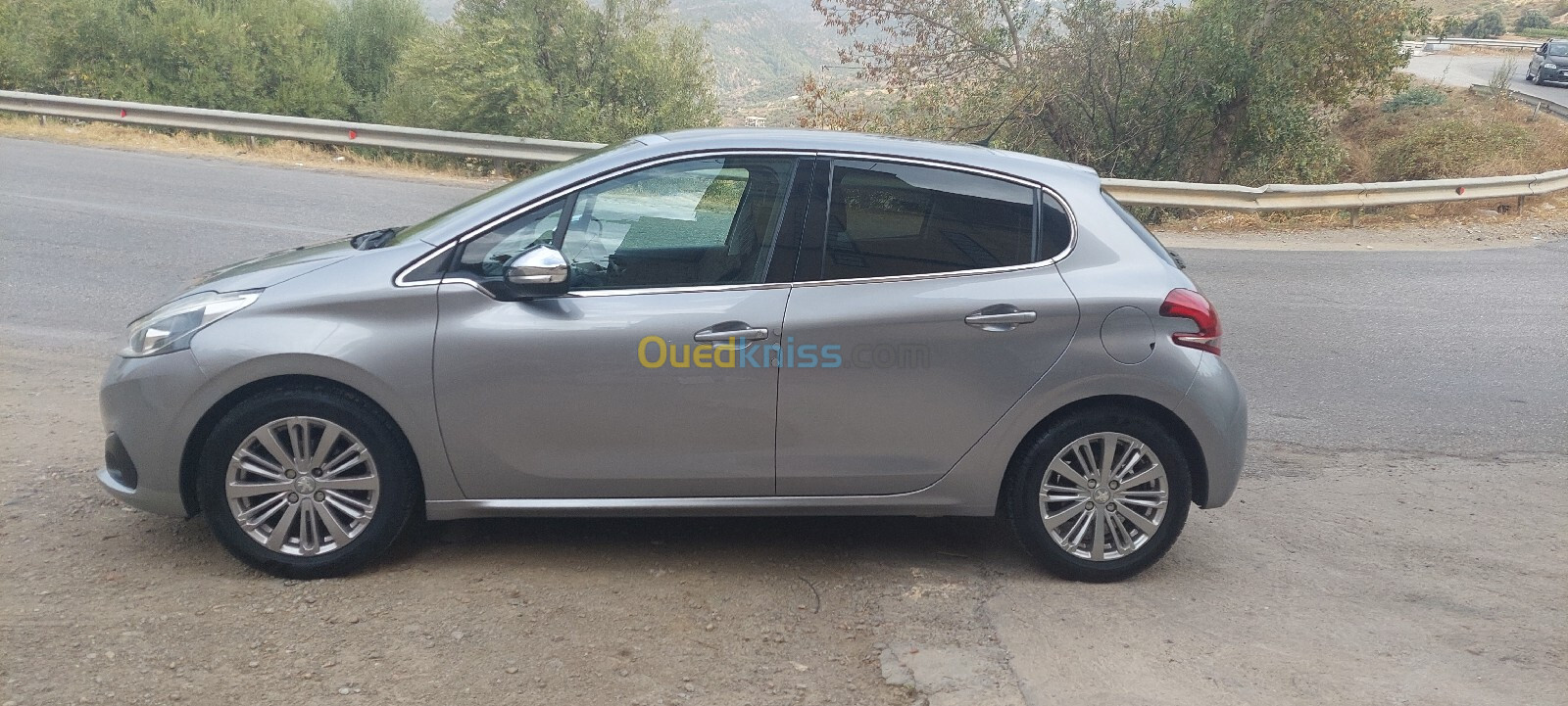 Peugeot 208 2019 Allure Facelift