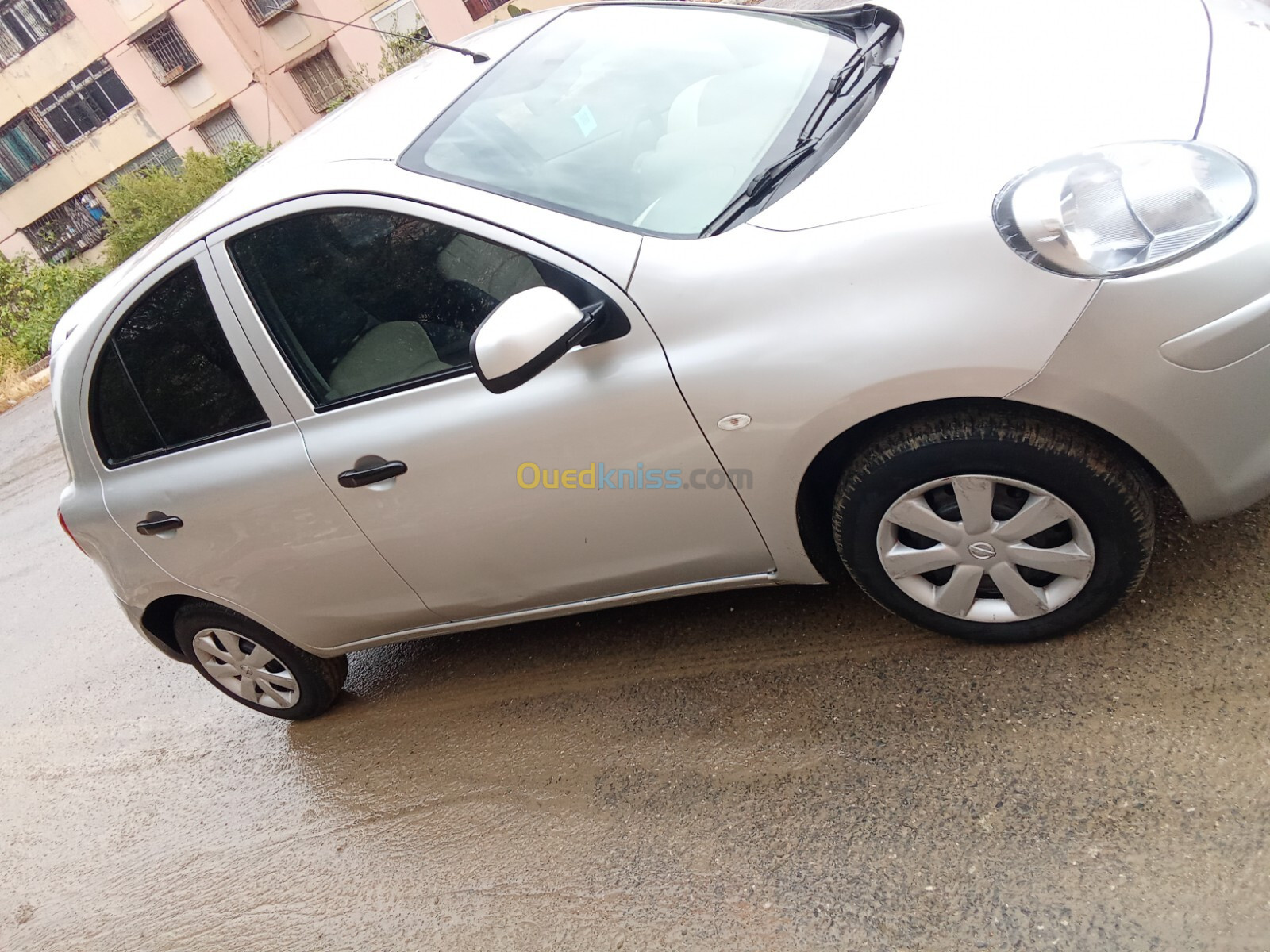 Nissan Micra 2015 Visia +