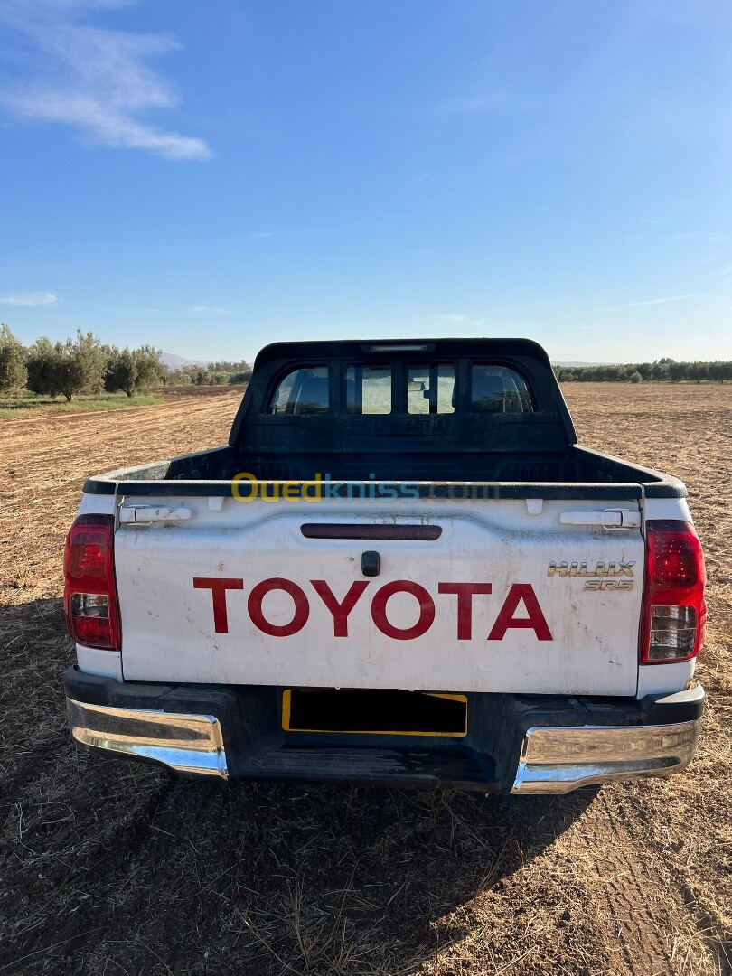 Toyota Hilux 2019 LEGEND DC 4x4