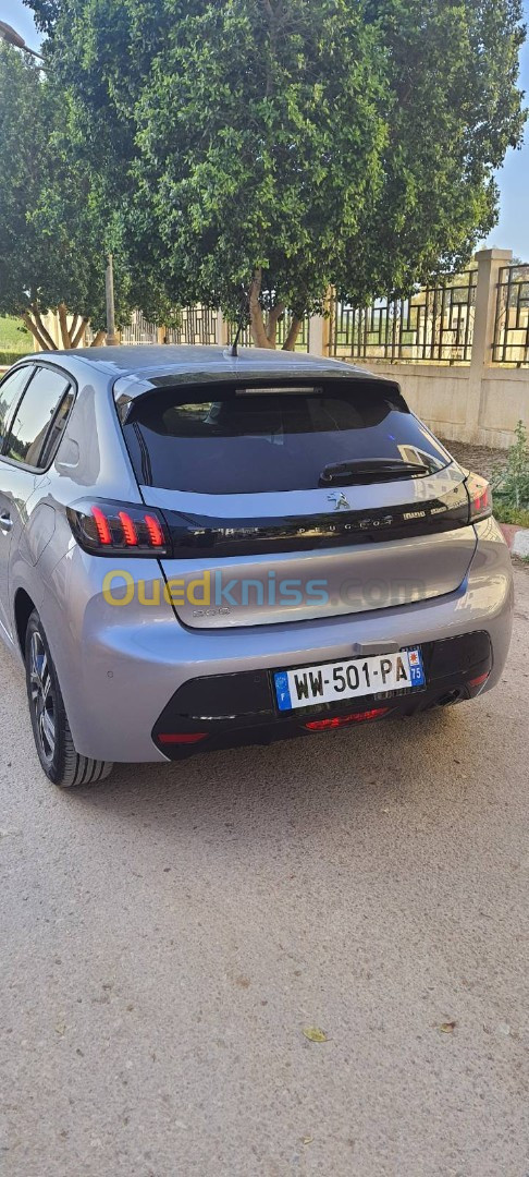 Peugeot 208 2022 Allure