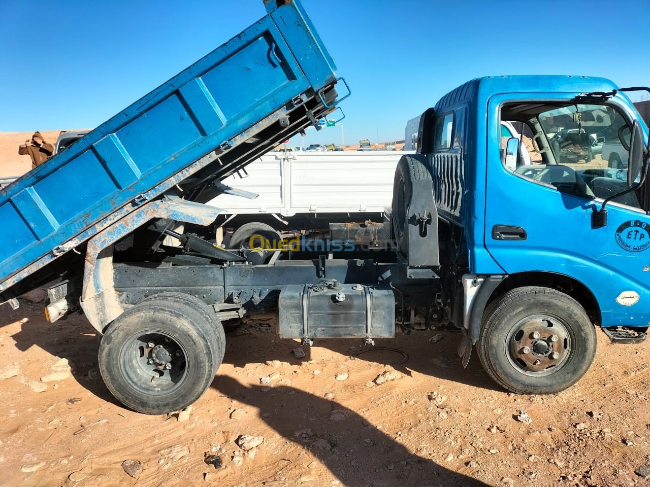 Hino 300 2010