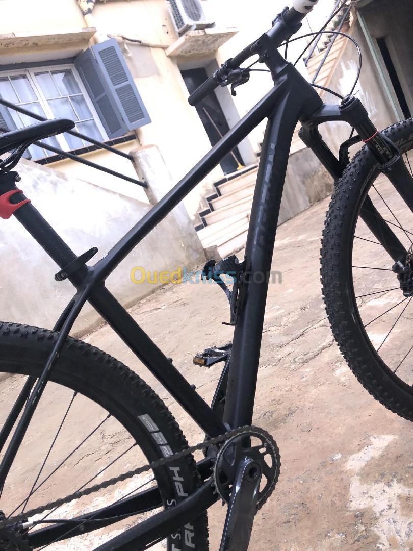 Velo VTT RADON