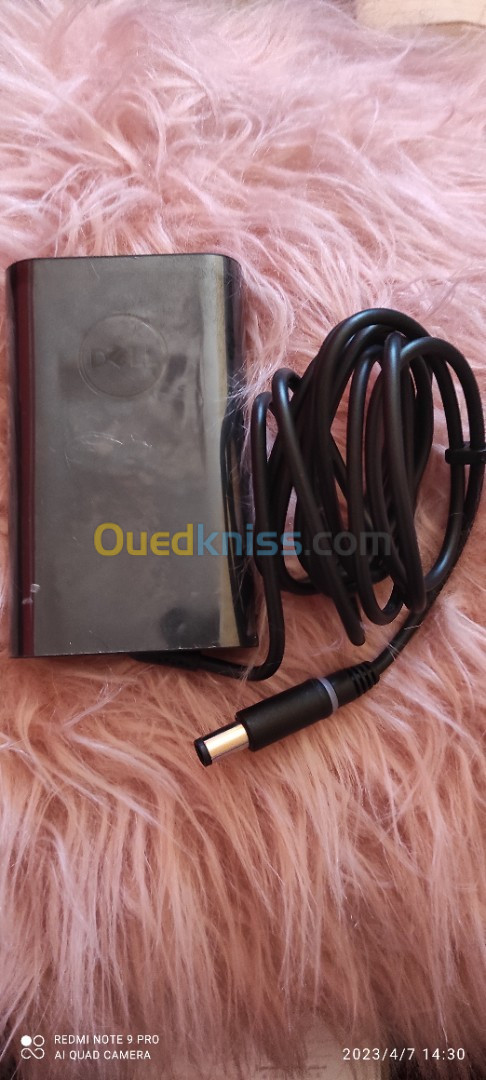 Chargeur ORIGINAL DELL 65 W pour pc portable 