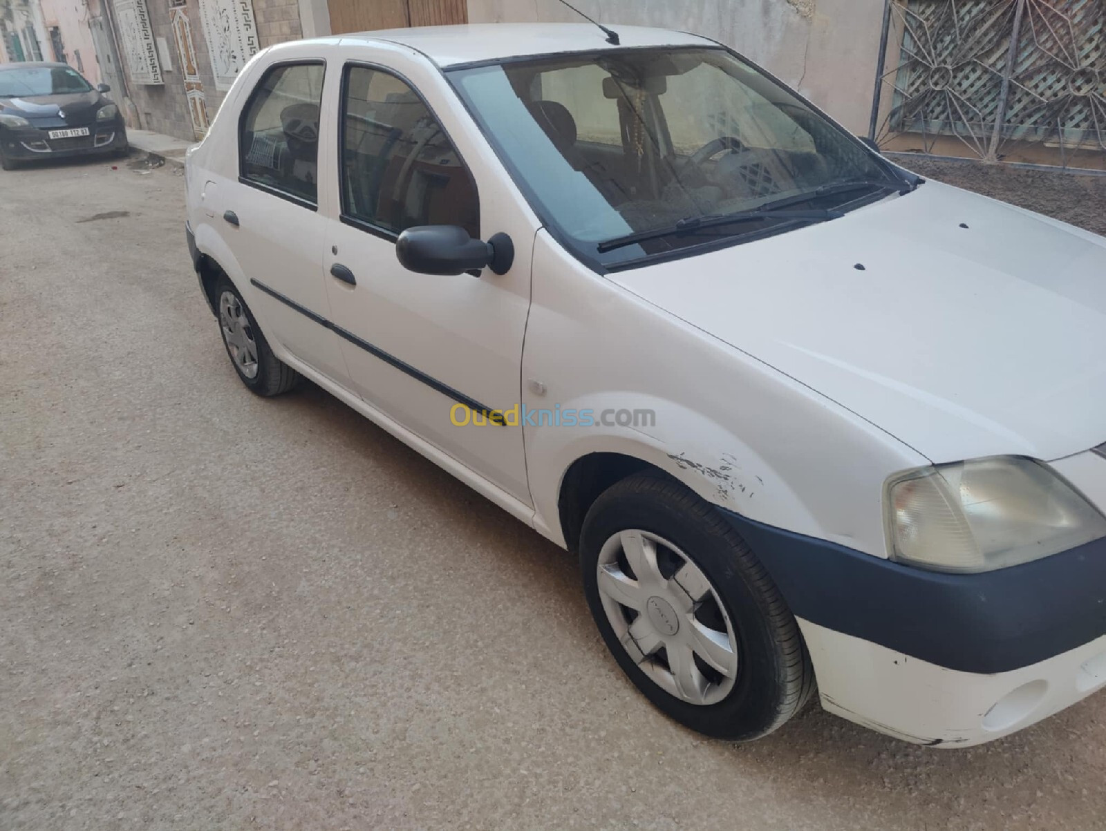 Dacia Logan 2007 لتوت