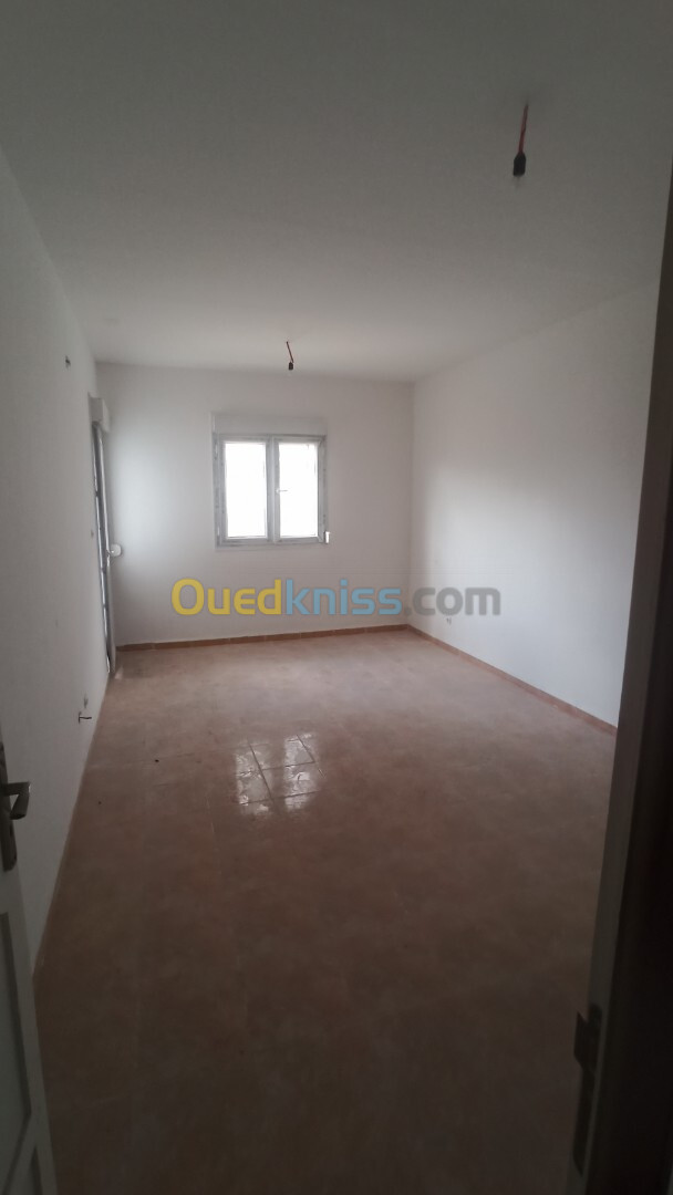 Location Appartement F3 Blida Bouinan