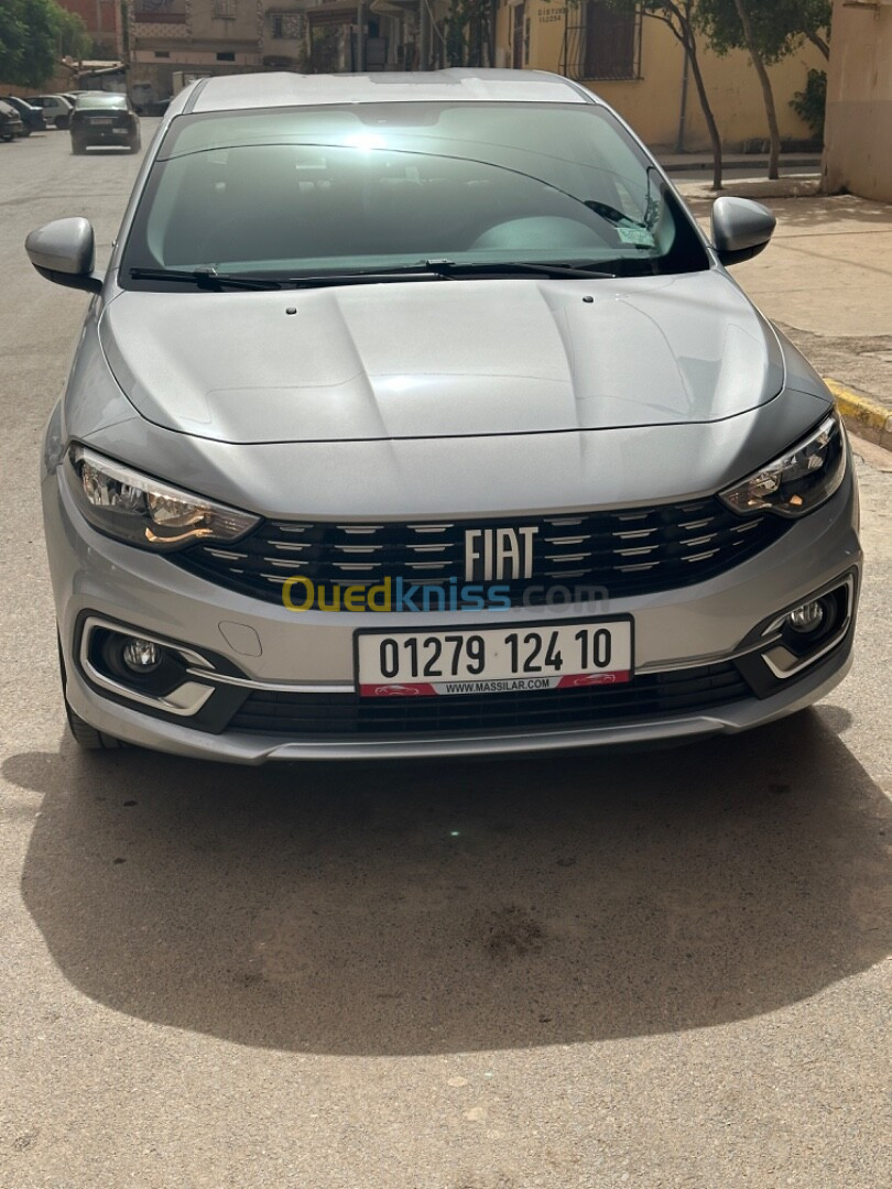 Fiat tipo 2024 