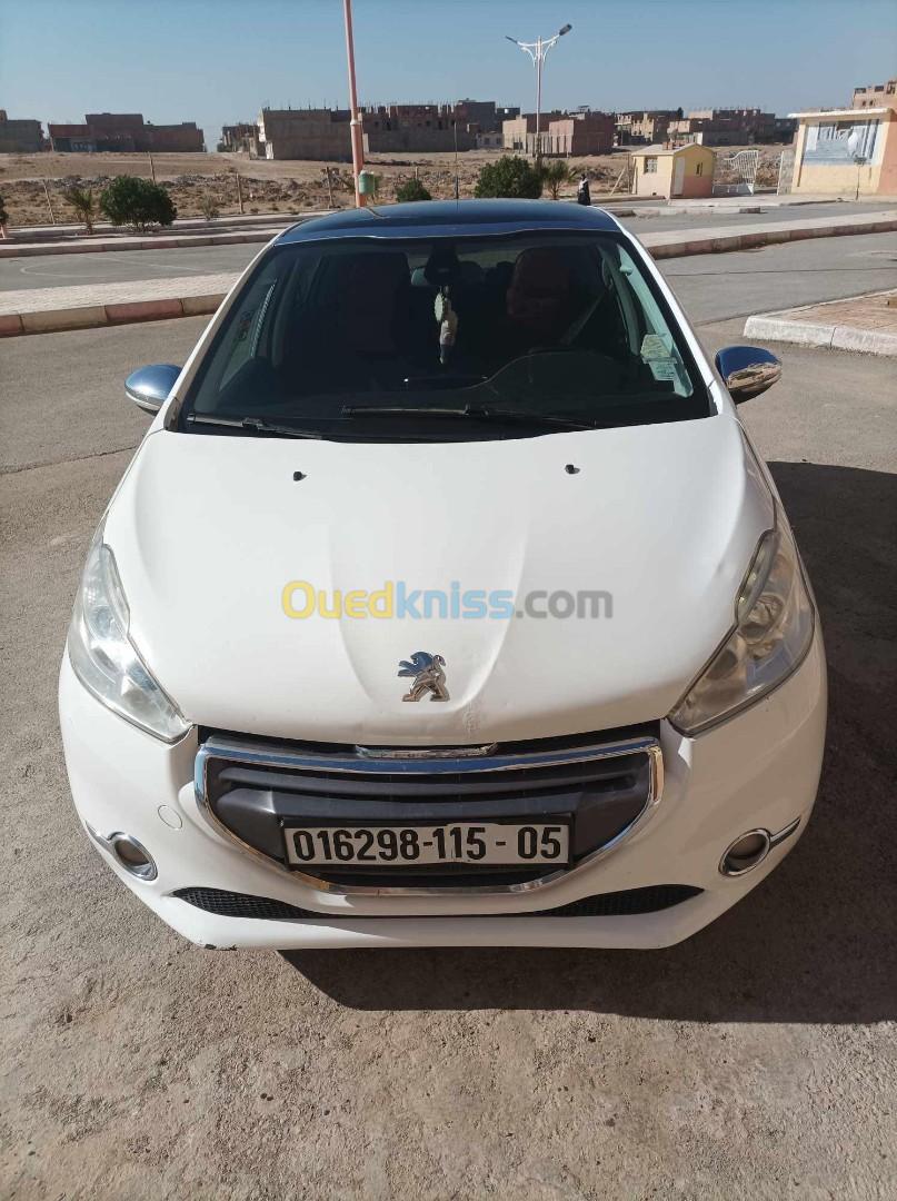 Peugeot 208 2015 Allure