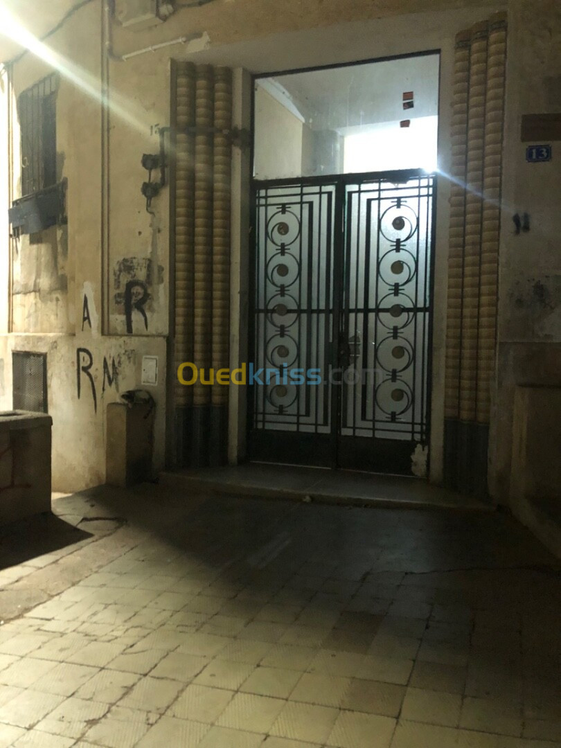 Vente Appartement F2 Alger Ain benian