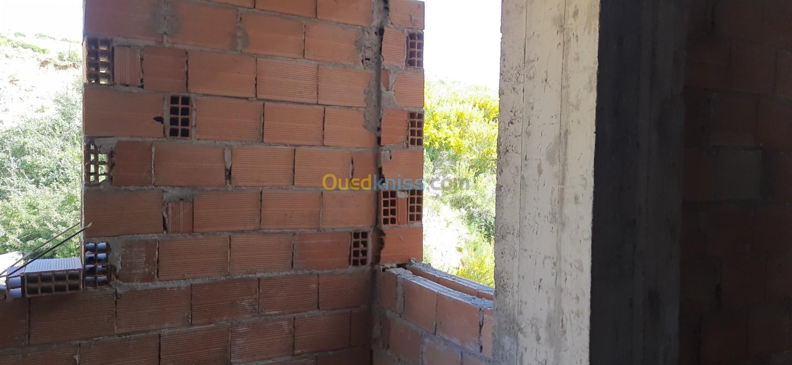 Vente Appartement F3 Tizi Ouzou Tigzirt