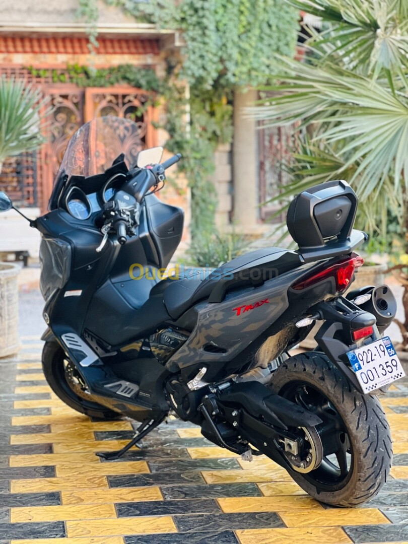 Yamaha Tmax 560 2022