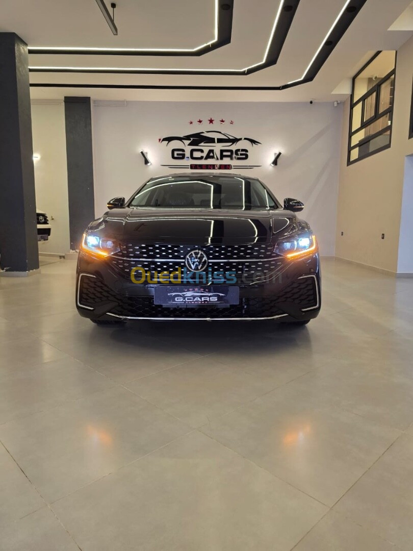 Volkswagen PASSAT 2024 NEW/LACARAT