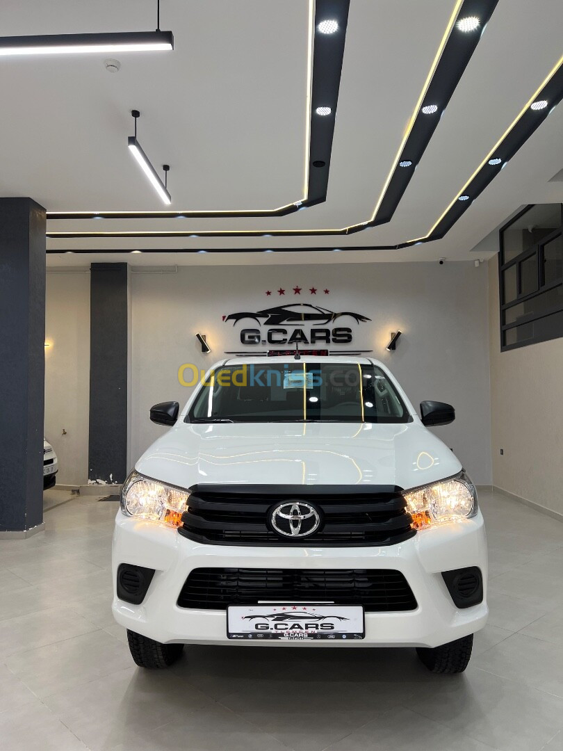 Toyota HILUX 2024 BVM6