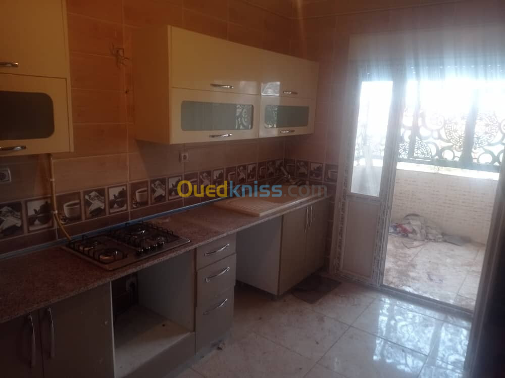 Location Appartement F4 Oran Oran