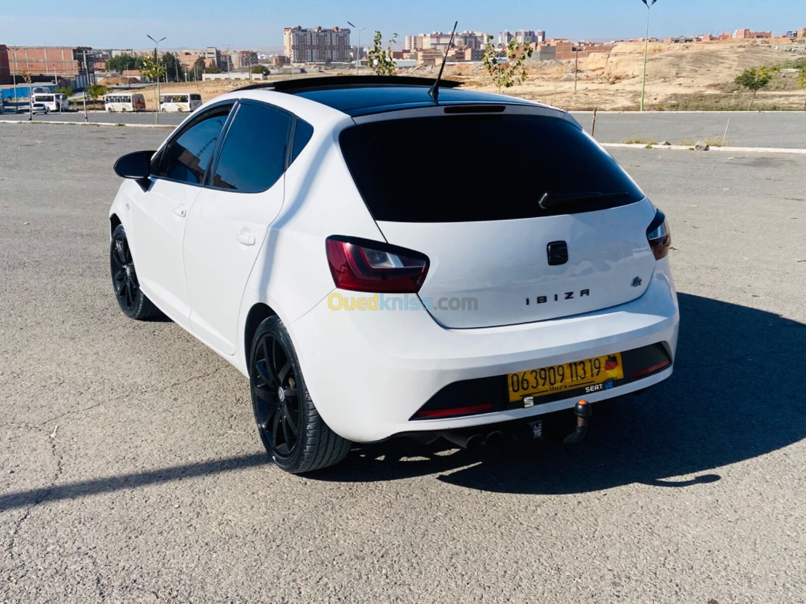 Seat Ibiza 2013 Fully +Toit ouvrant