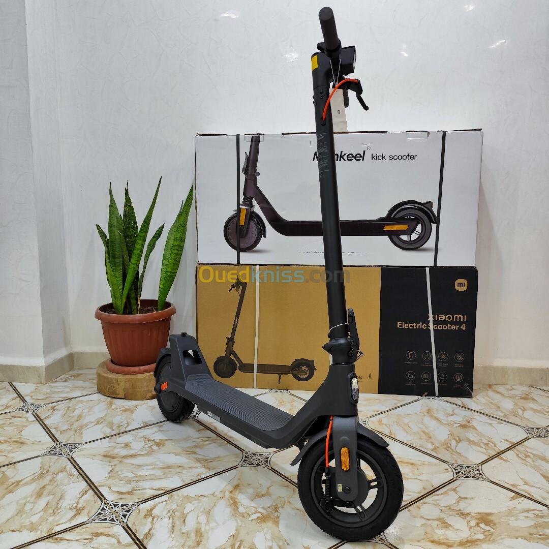 Trottinette Électrique Trotinette Xiaomi 4 Lite 2eme Génération i Jamais Utilisé!