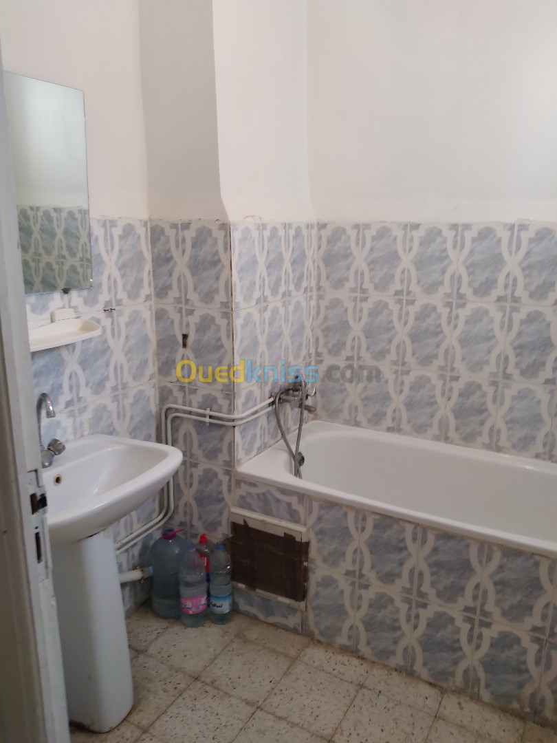 Location Appartement F3 Alger Bab ezzouar