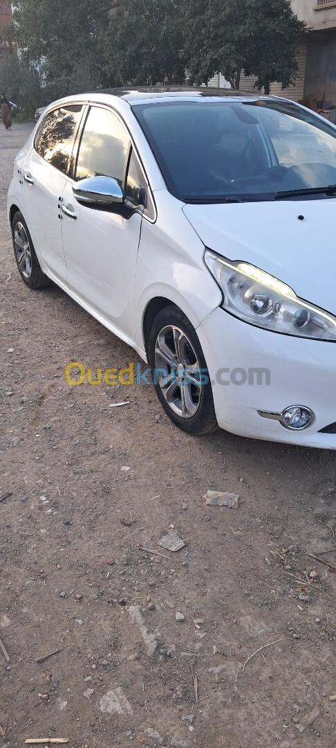 Peugeot 208 2013 208