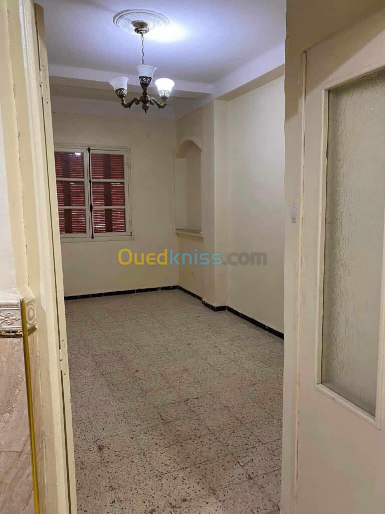 Location Appartement F3 Alger Reghaia