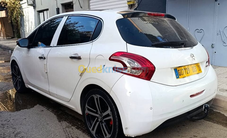 Peugeot 208 2013 208