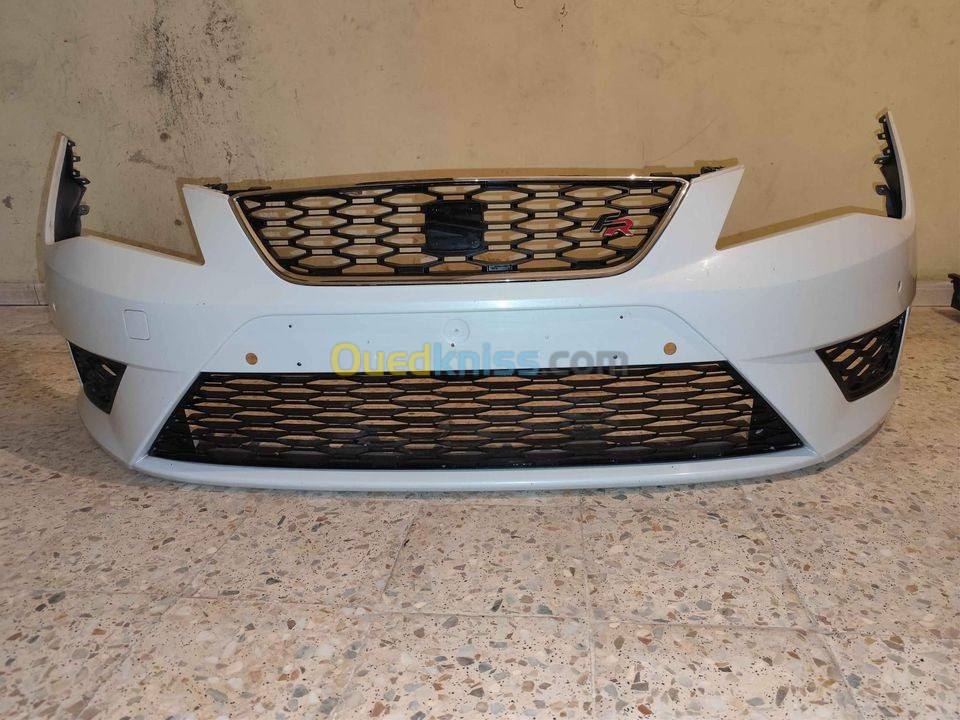 Pare choc + Calandre SEAT LEON FR