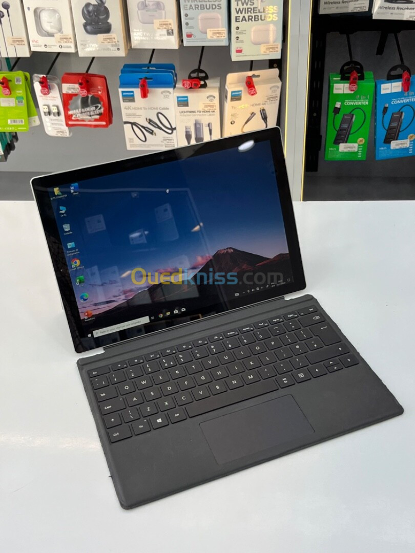 Microsoft Surface Pro 7 I5-1035G4 8GB RAM 256GB SSD Ecran 12.5"