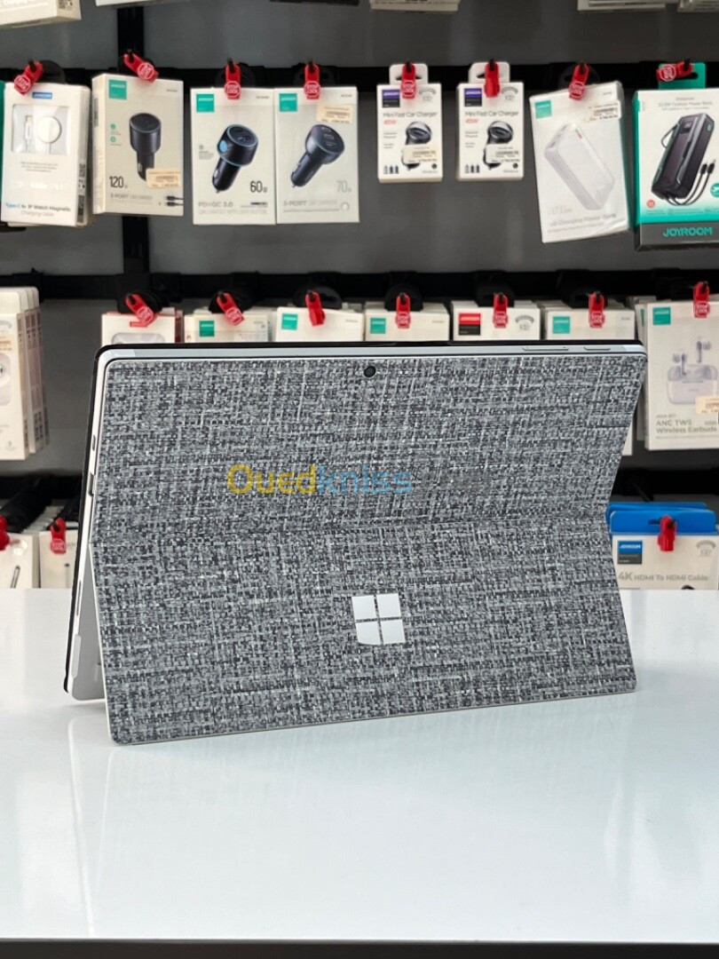 Microsoft Surface Pro 7 I5-1035G4 8GB RAM 256GB SSD Ecran 12.5"