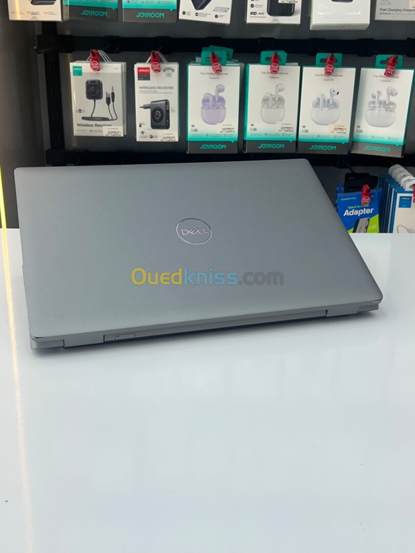 LAPTOP DELL LATITUDE 5520 I5-1145G7 16GB RAM 256GB SSD ECRAN 15.6" FHD 