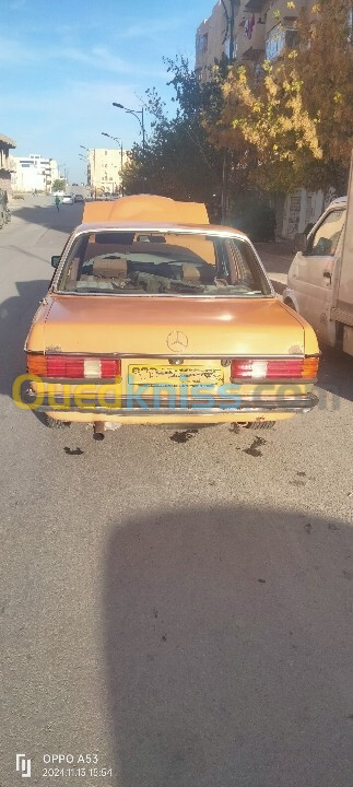 Mercedes 123 1982 