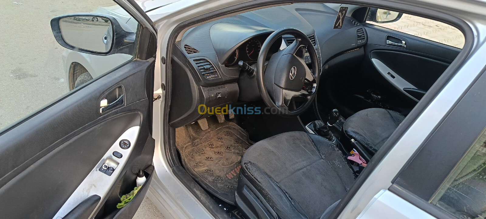 Hyundai Accent RB  4 portes 2012 Préstige