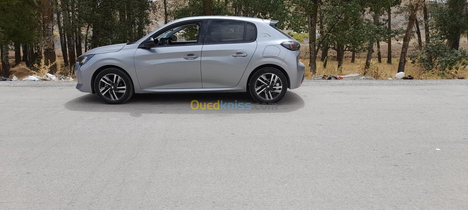 Peugeot 208 2022 Alure