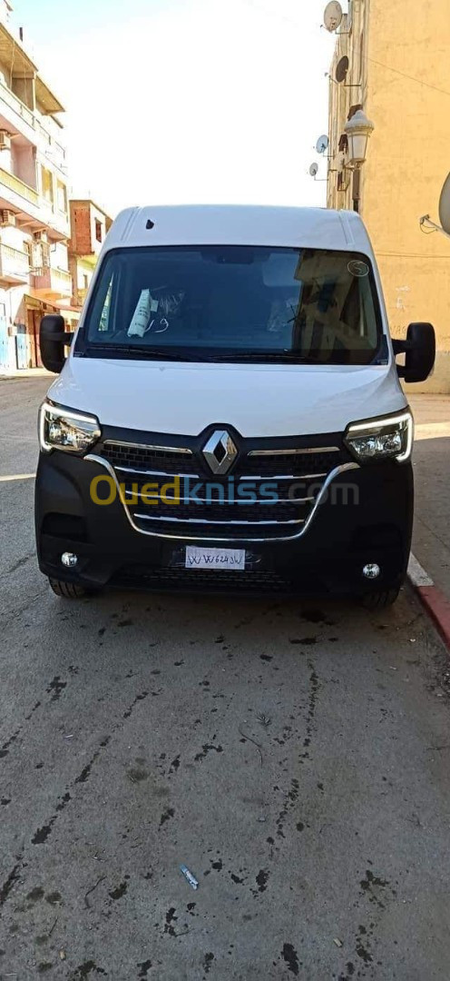 Renault Master 2023