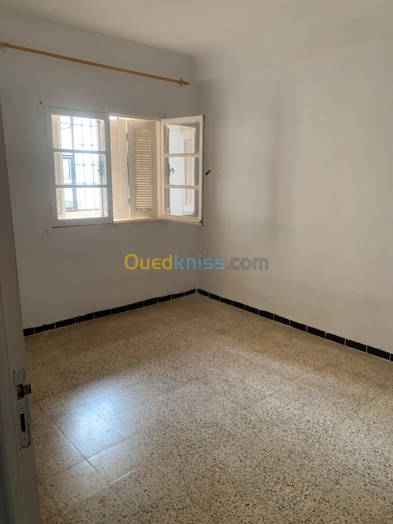 Location Appartement F3 Oran Bir el djir