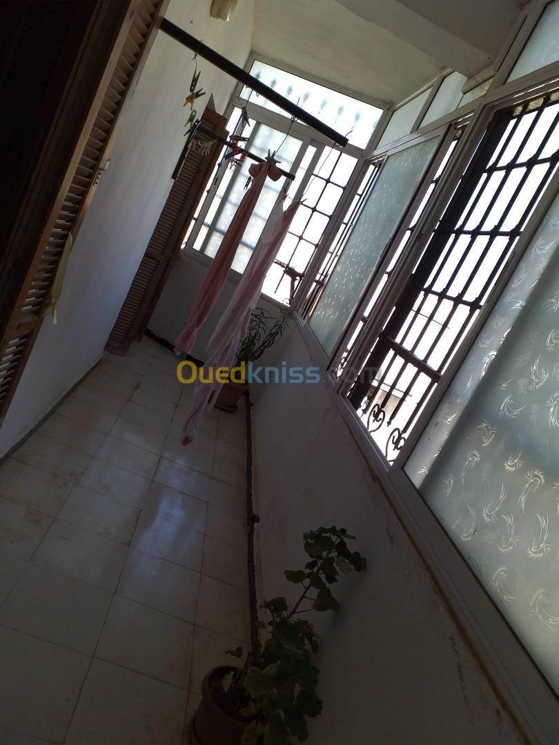 Vente Appartement F4 Alger Rais hamidou