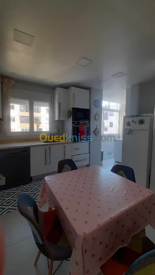 Vente Appartement F5 Oran Bir el djir