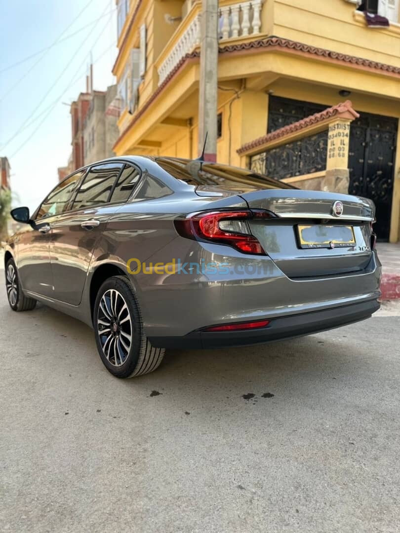 Fiat Tipo 2024 