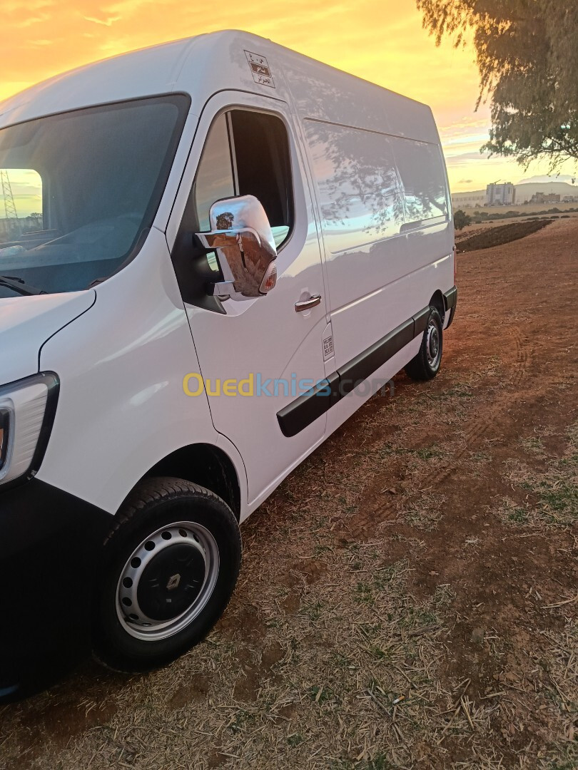 Renault Master 2021