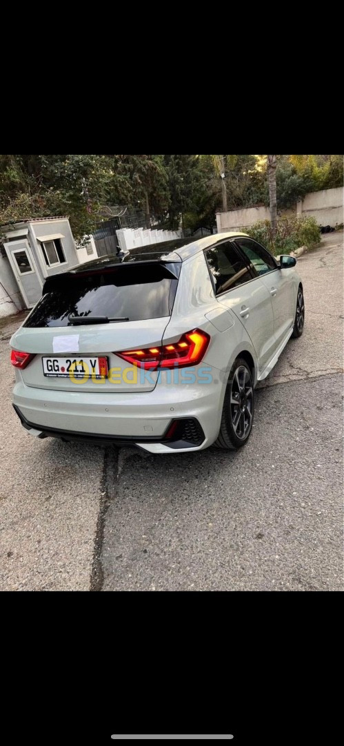 Audi Audi A1 S Line 2023 Toute Option