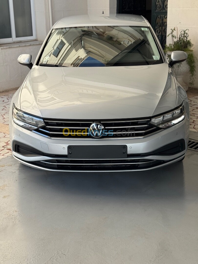 Volkswagen Passat 2022 