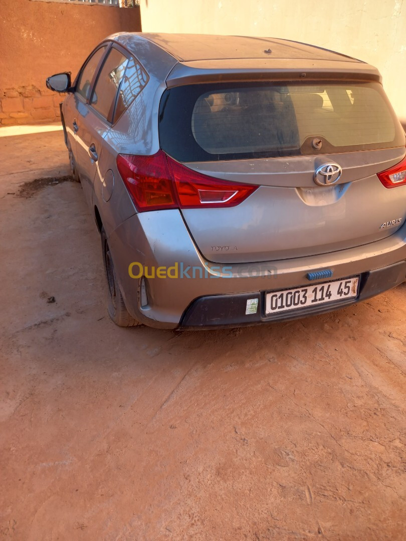 Toyota Auris 2014 Active