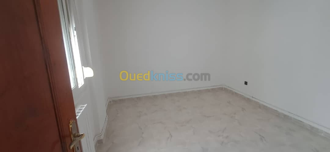 Vente Appartement F4 Annaba Annaba