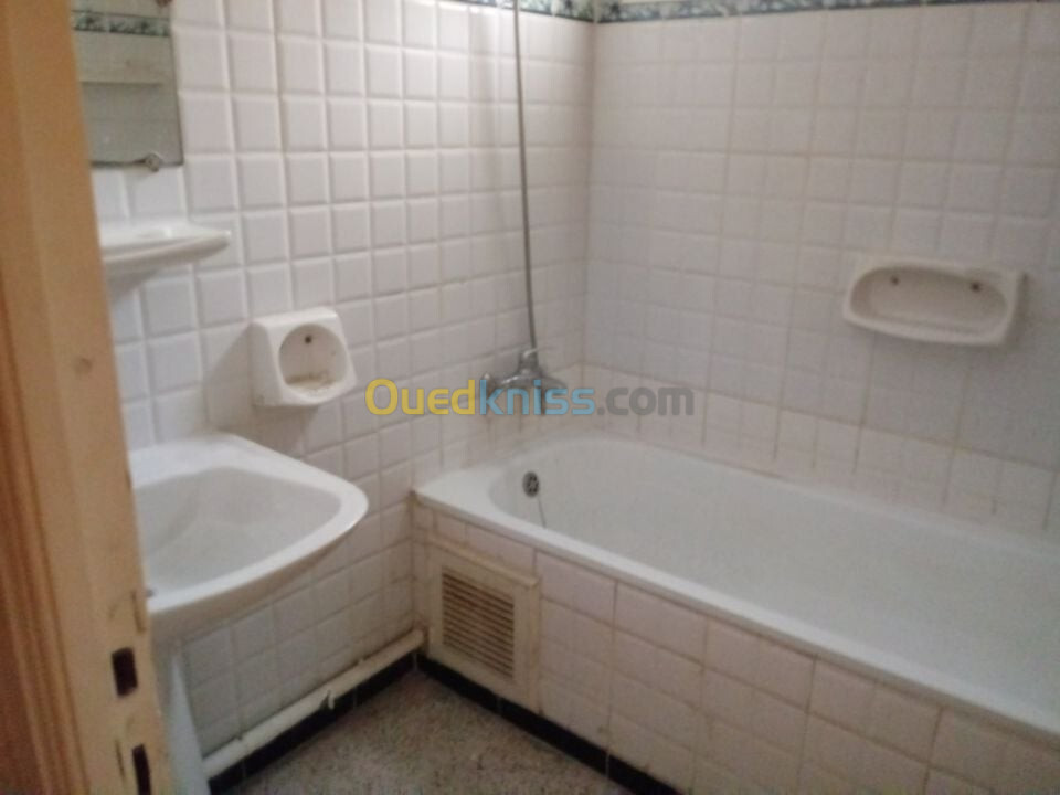 Vente Appartement F4 Annaba Annaba