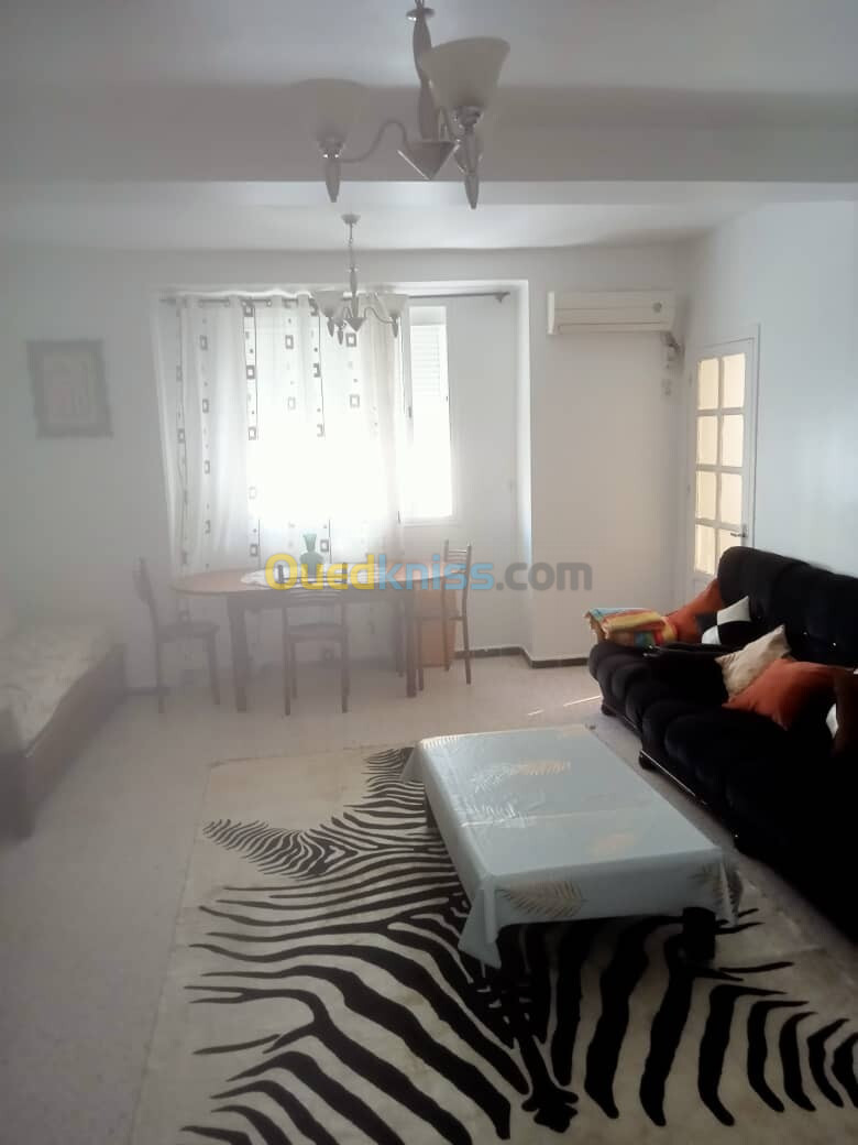 Location Appartement F4 Annaba Annaba