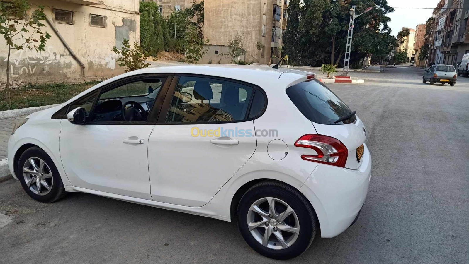 Peugeot 208 2015 Access