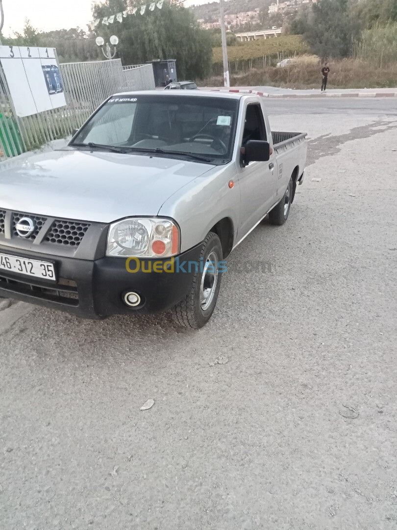 Nissan Pickup 2012 Pickup