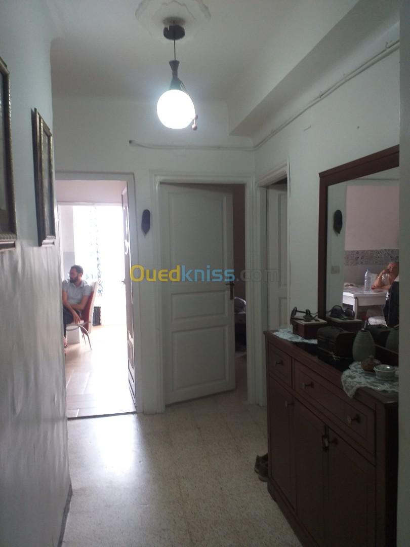 Echange Appartement F3 Alger Staoueli