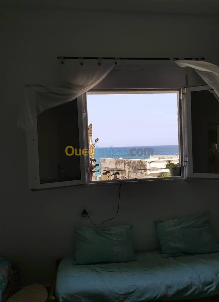 Location Niveau De Villa Oran Marsat el hadjadj